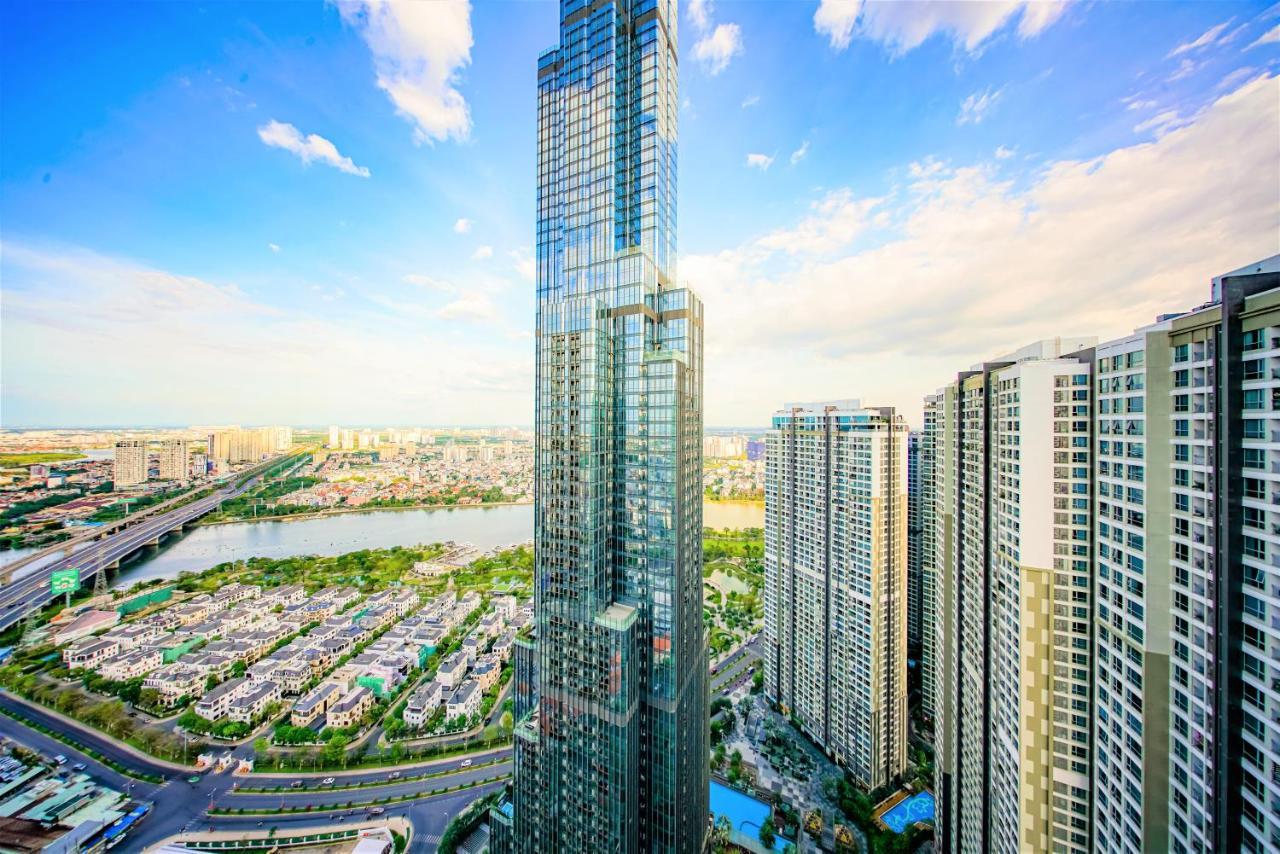 Moxy Hcmc Aparts - Vinhomes Central Park, Ice Rink Хошимин Екстериор снимка