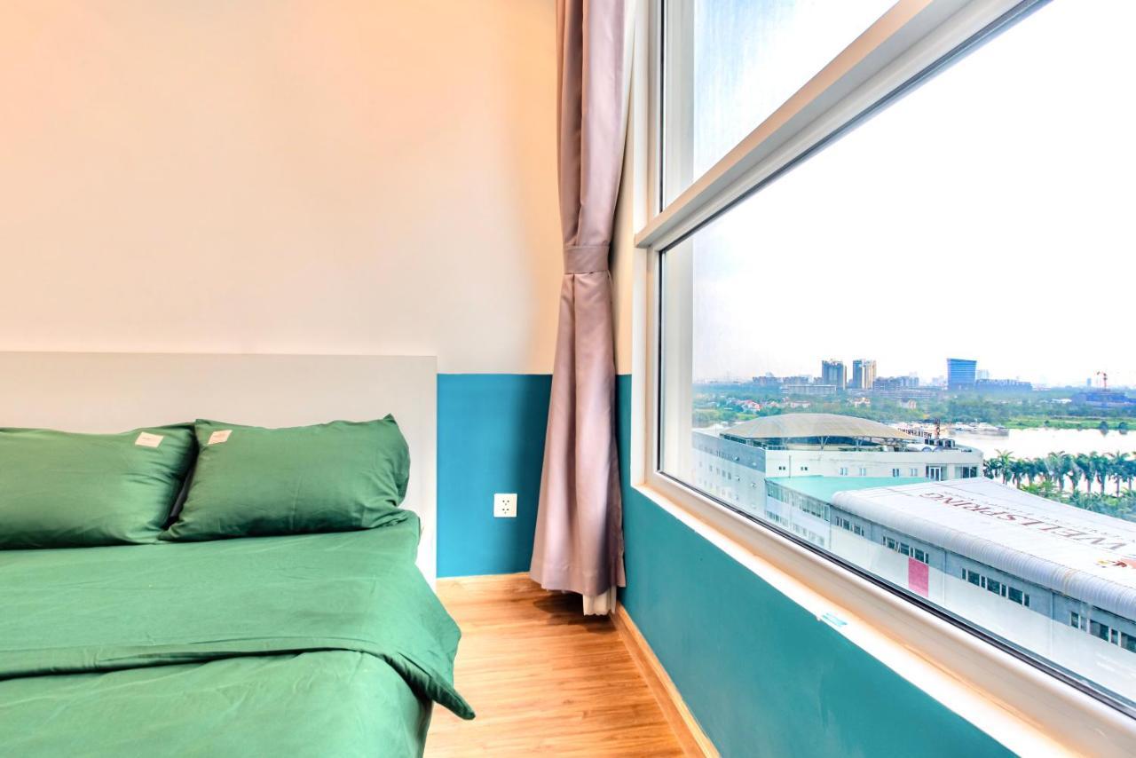 Moxy Hcmc Aparts - Vinhomes Central Park, Ice Rink Хошимин Екстериор снимка