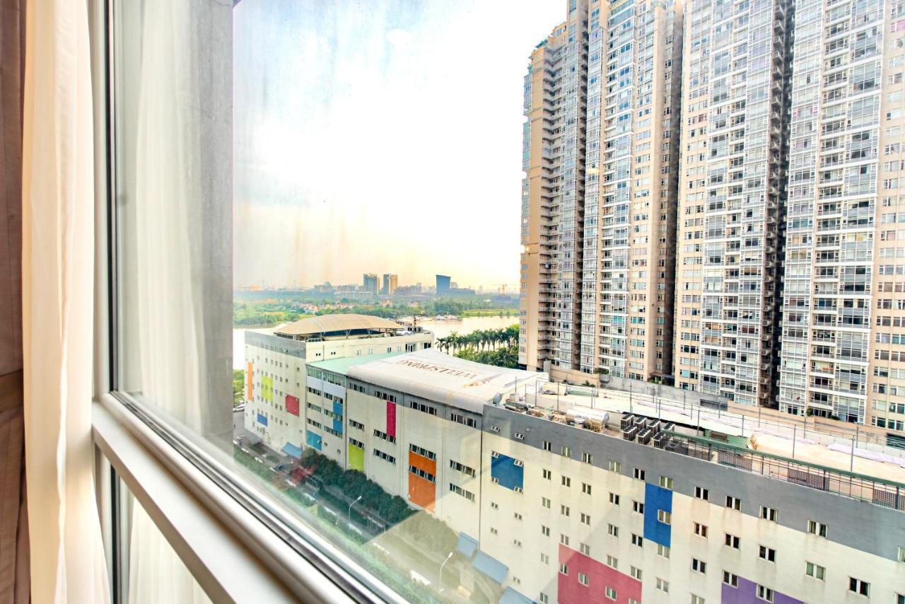 Moxy Hcmc Aparts - Vinhomes Central Park, Ice Rink Хошимин Екстериор снимка