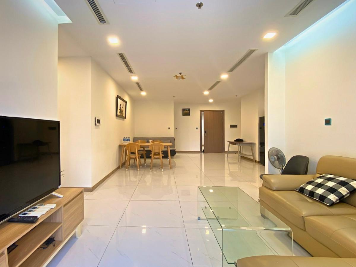 Moxy Hcmc Aparts - Vinhomes Central Park, Ice Rink Хошимин Екстериор снимка