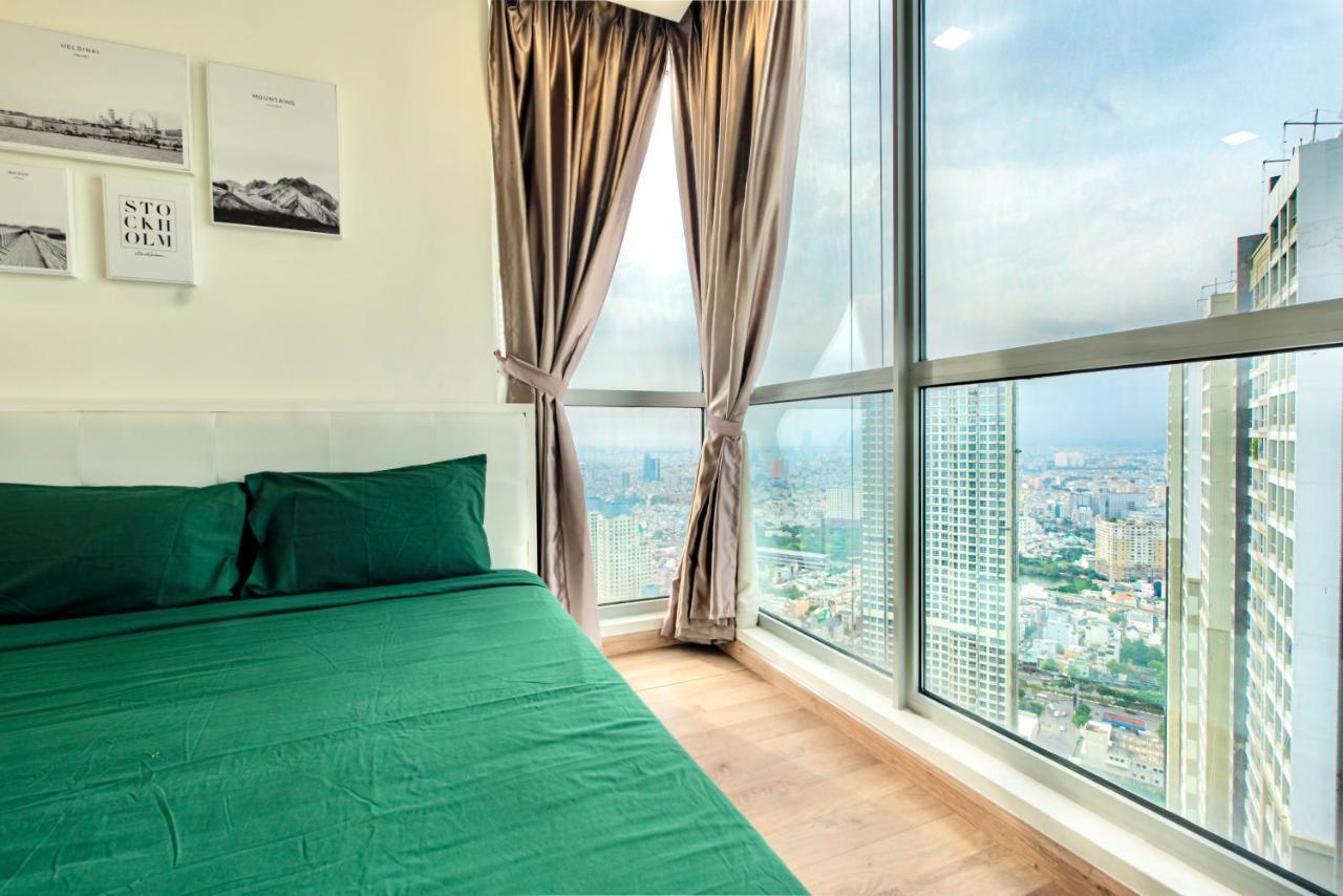 Moxy Hcmc Aparts - Vinhomes Central Park, Ice Rink Хошимин Екстериор снимка